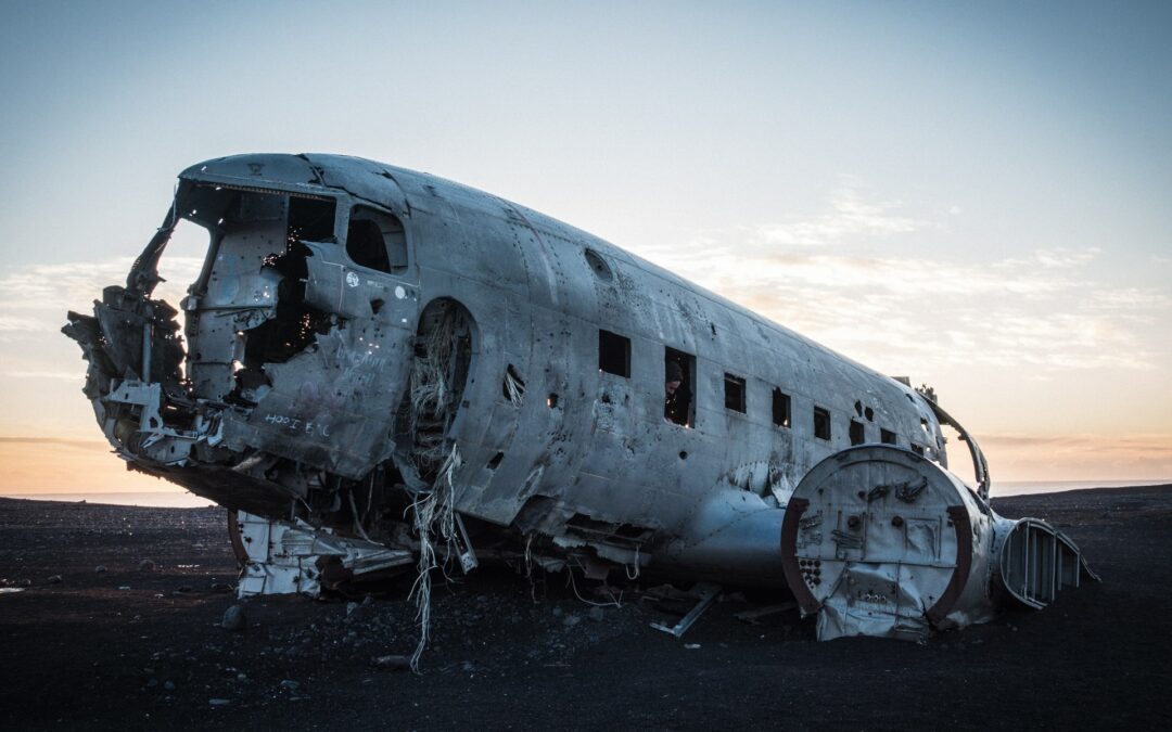 Incendie sur les aéronefs et les installations aéroportuaires.