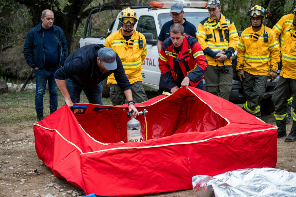 Fire suppression equipment